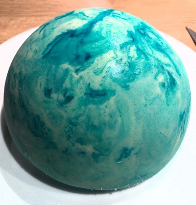 Gâteau planète Terre