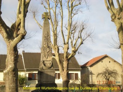 Photo 10 : Le monument wurtembergeois à Champigny.